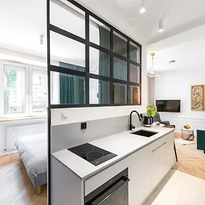 https://park-lane-apartment-lea.krakowhotelspoland.com