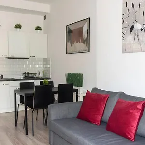 https://old-cracow-apartment-mazowiecka-11.krakowhotelspoland.com