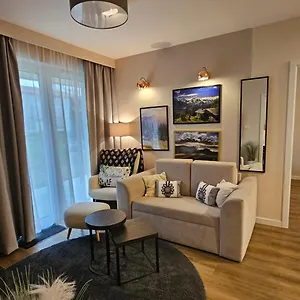 Apartament Zakopianski Z Ogrodkiem - Jacuzzi & Sauna & Silownia & Plac Zabaw, Zakopane
